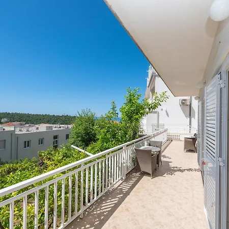 Sani Appartamento Makarska