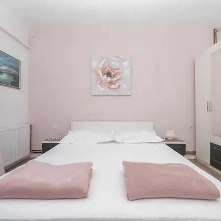 Sani Apartament *